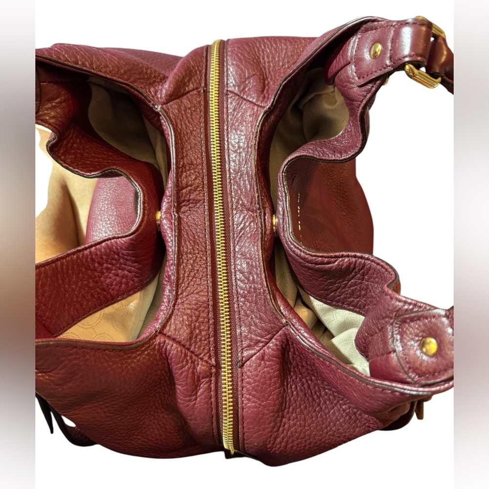 Michael Kors Bedford Large Shoulder Bag in Wine/Burgundy - Picture 6 of 16